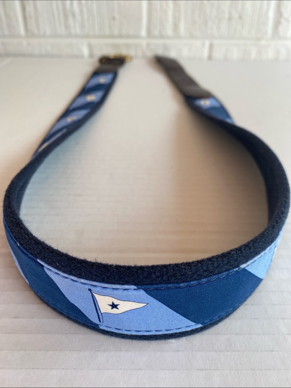 Vineyard Vines Leather with Blue Canvas and fabric Star Pennant Belt Size 36 - Picture 4 of 8